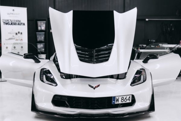 Nakładanie powłoki elastomerowej na chevrolet corvette